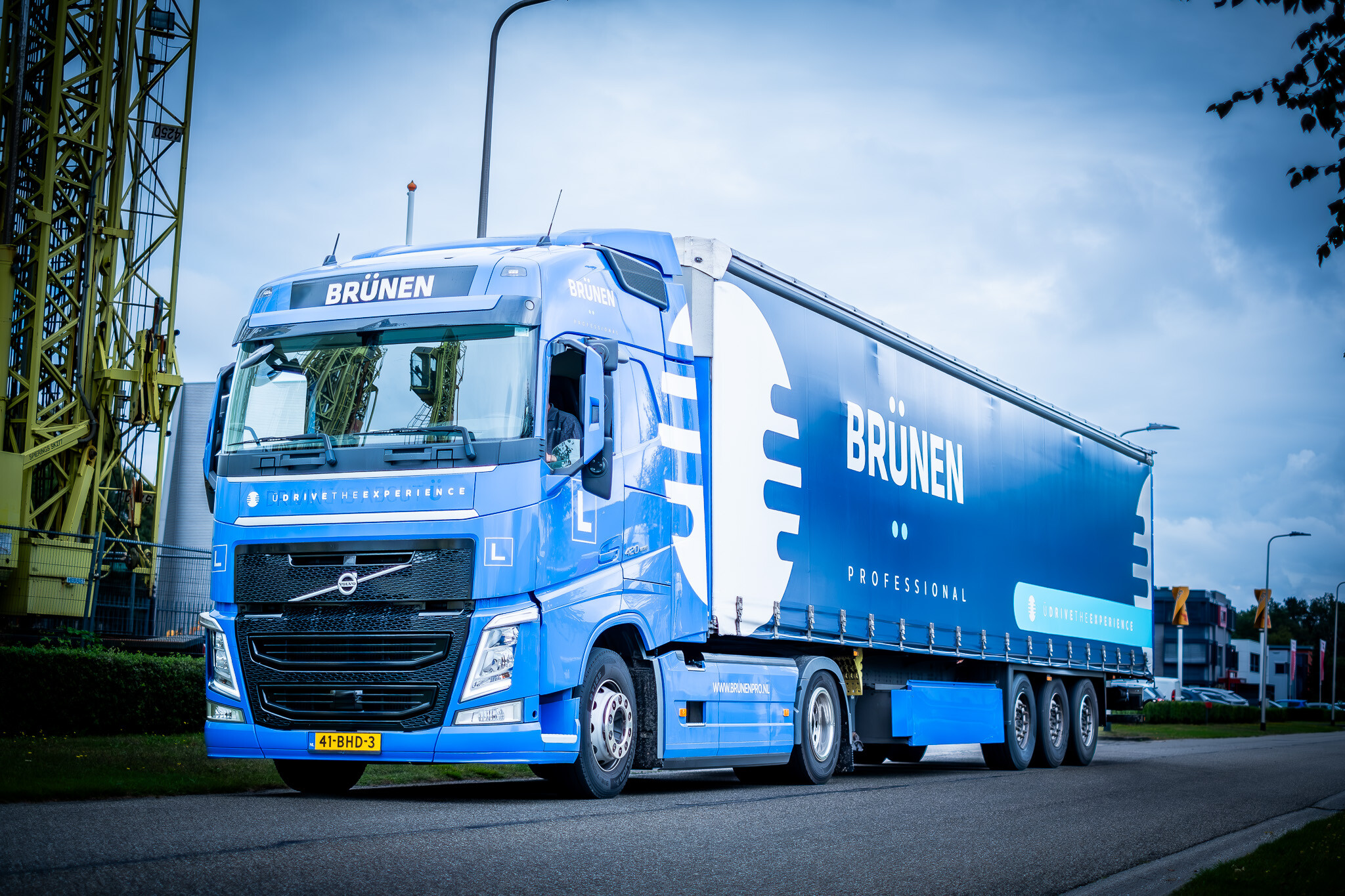 _DSF9841-Enhanced-NR